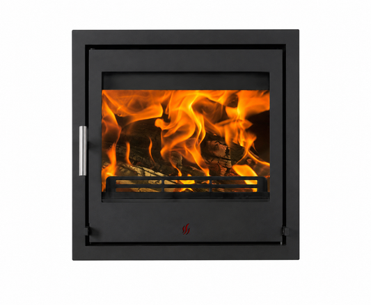 ACR T550 ECO. A black metal wood-burning fireplace insert with a glass door showing bright orange and yellow flames, isolated on a white background.