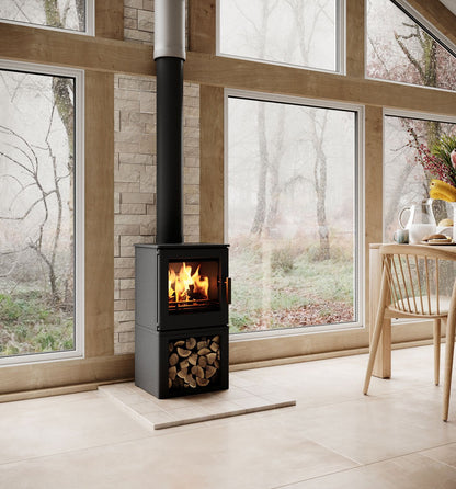 ACR Woodpecker WP4 LS. Stove located in a living area of a country house.