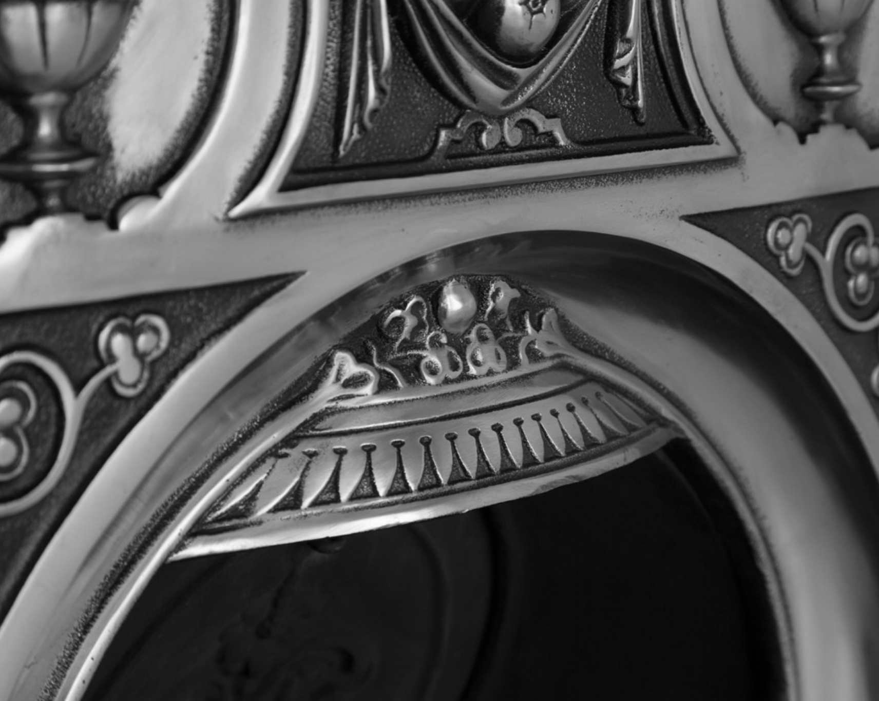 Carron Victorian Small Combination Fireplace Polish Detail