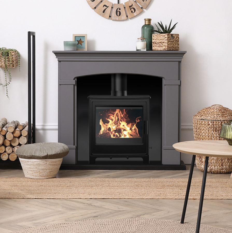 Clifton 8 Stove in a lifestyle image