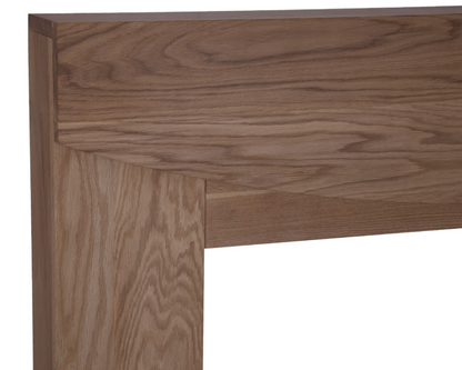Hardwick Unwaxed Fireplace Surround Close Up