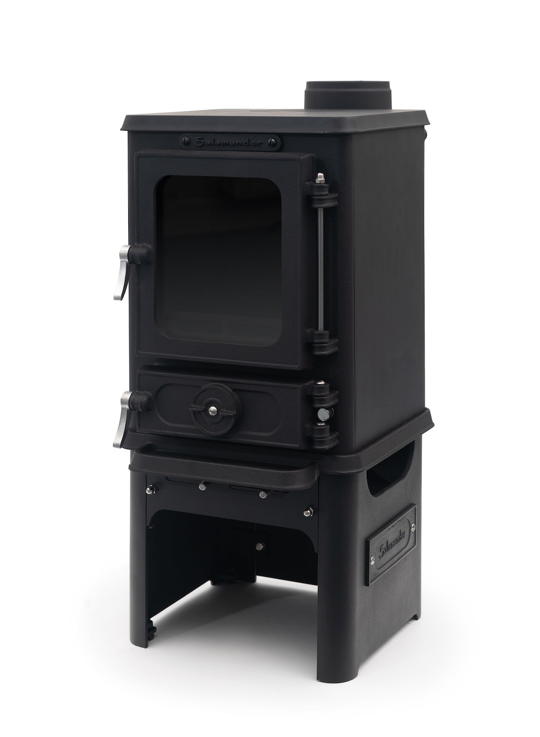 Salamanda Hobbit Stove Black wood stove on a white background Side