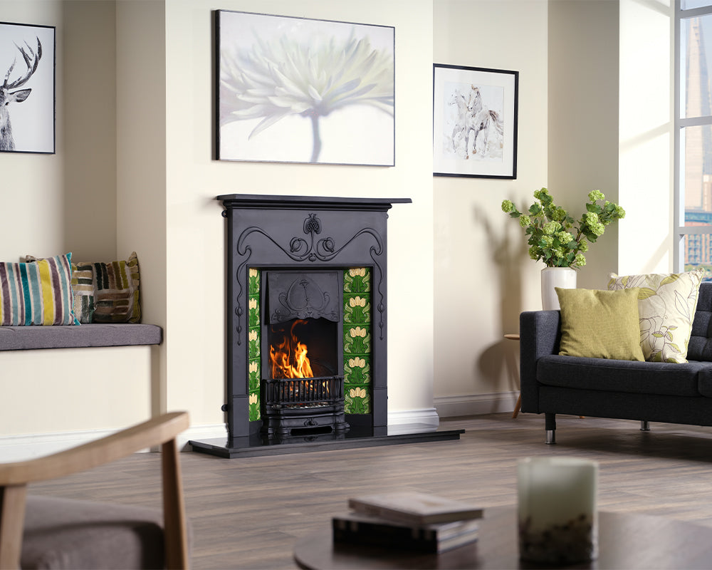 Valentine Combination Fireplace In Black Finish Lifetsyle
